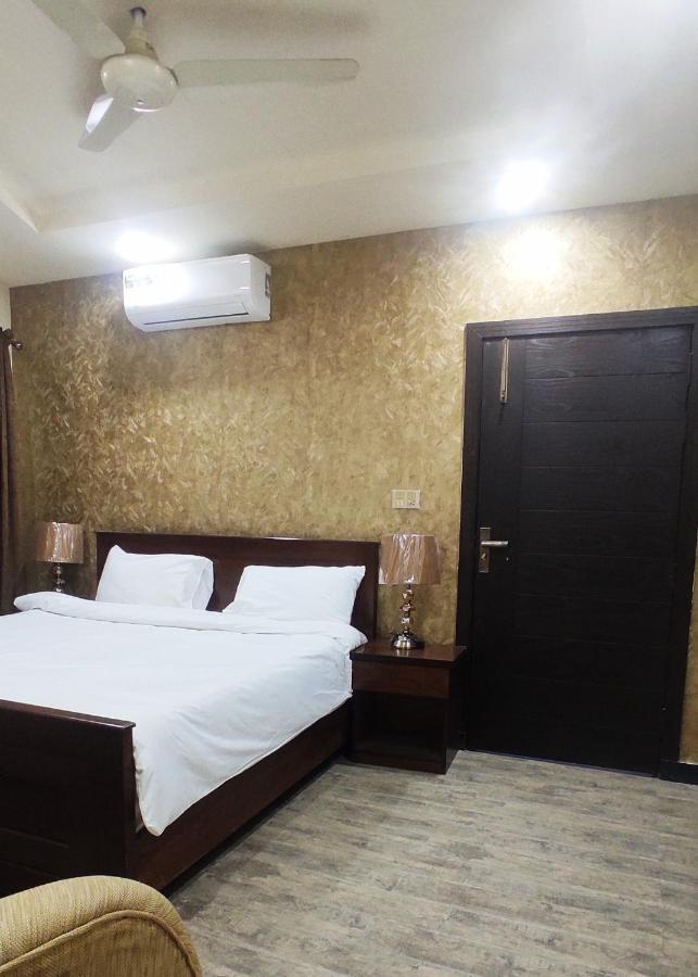 Hotel Daffodils Rawalpindi Exterior photo