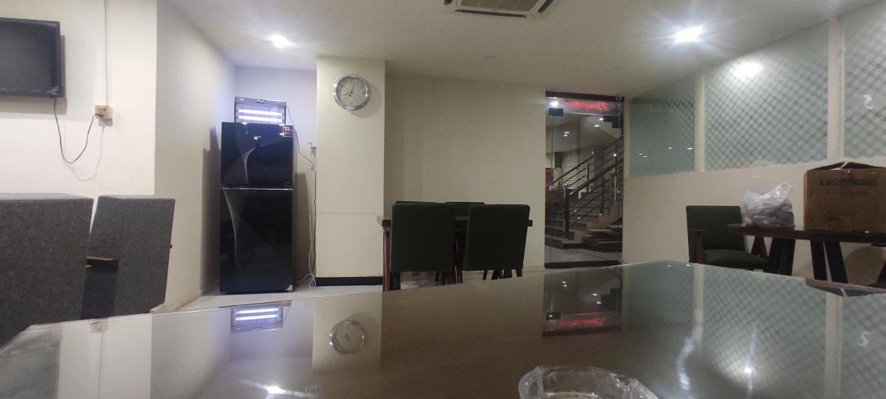 Hotel Daffodils Rawalpindi Exterior photo