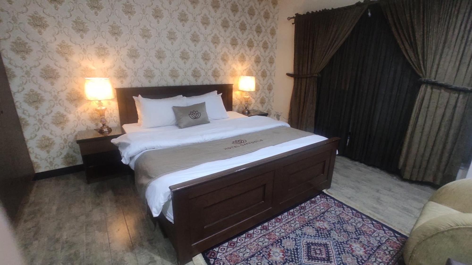 Hotel Daffodils Rawalpindi Exterior photo