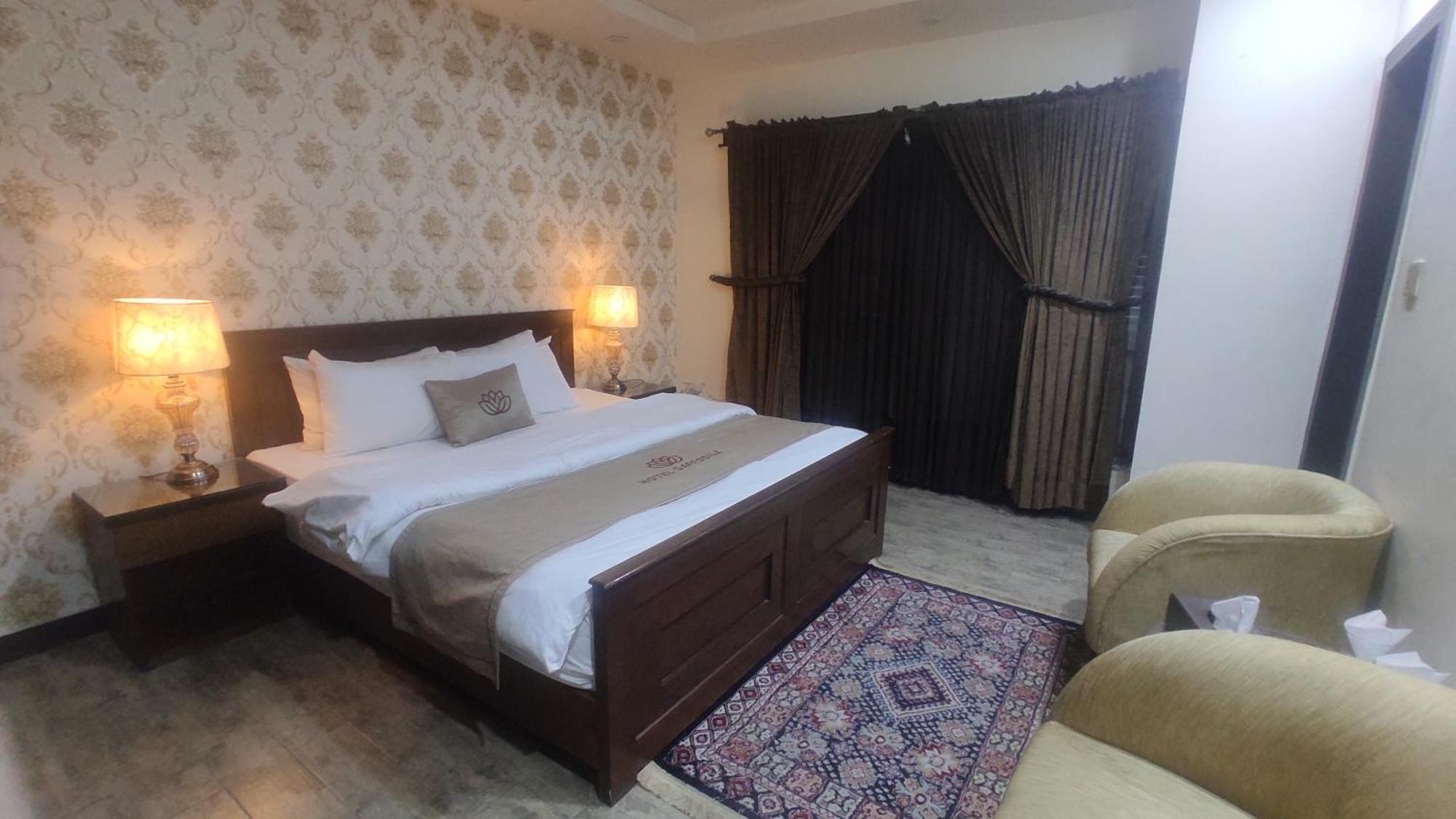 Hotel Daffodils Rawalpindi Exterior photo