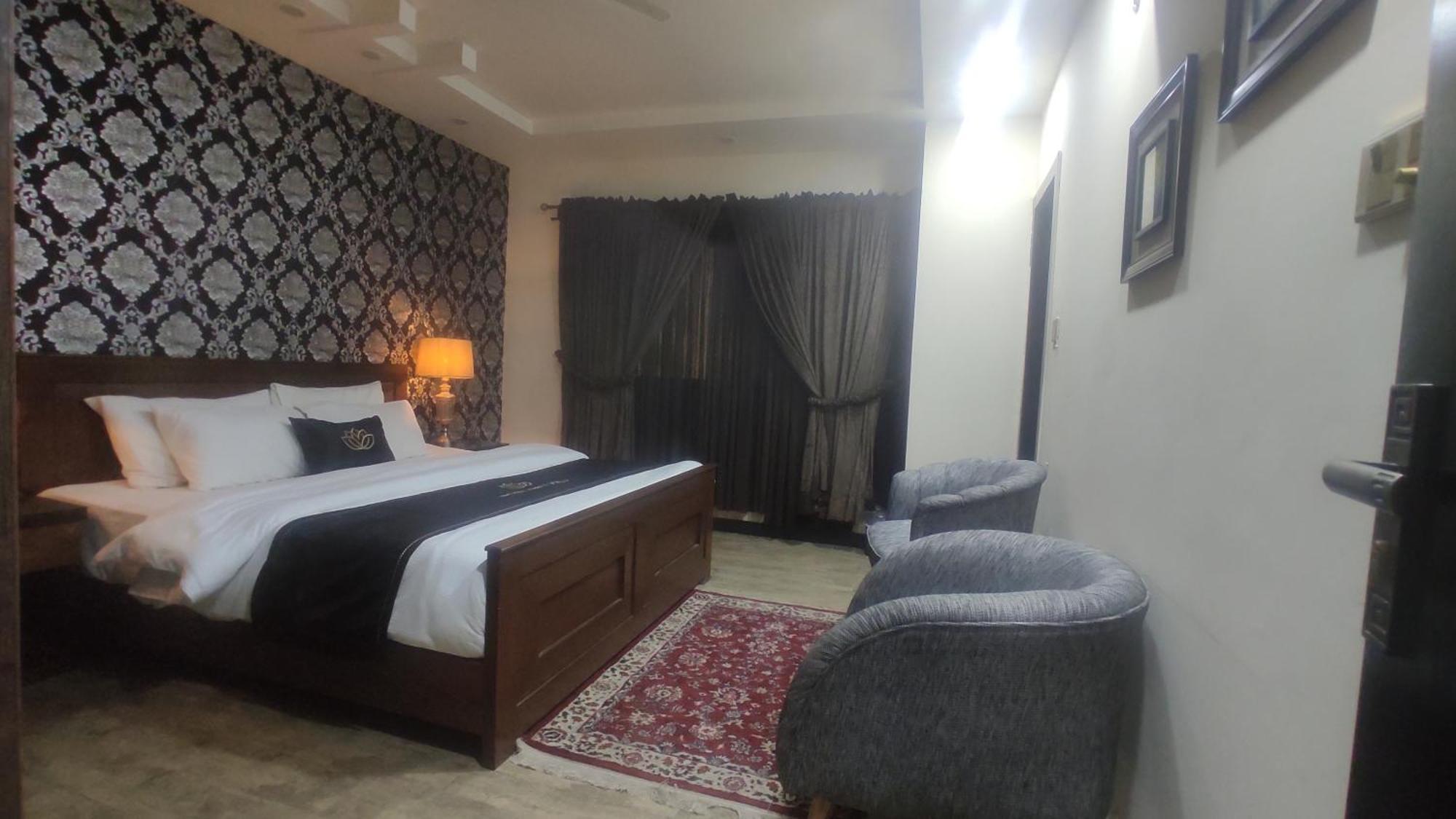 Hotel Daffodils Rawalpindi Exterior photo