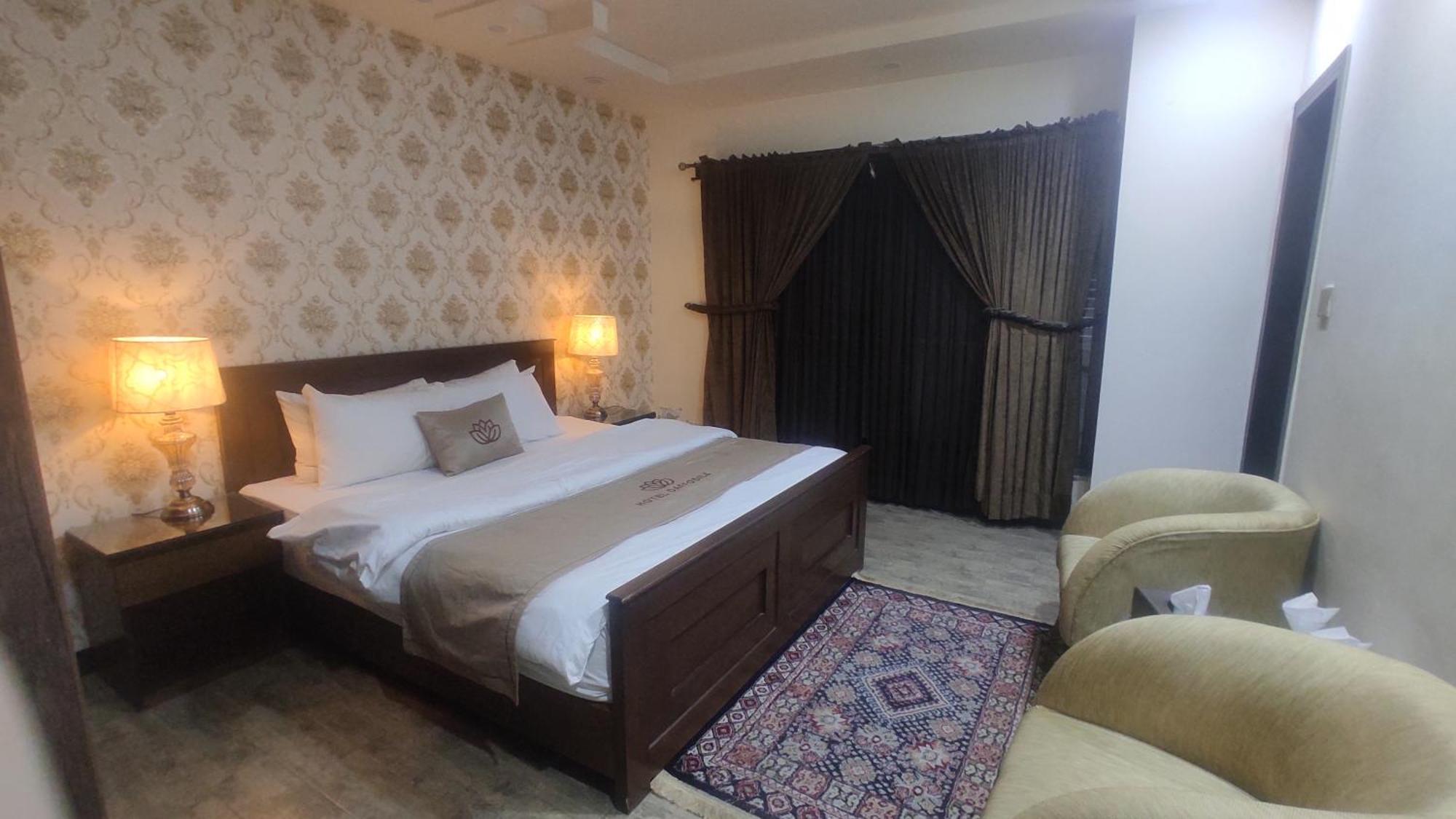 Hotel Daffodils Rawalpindi Exterior photo